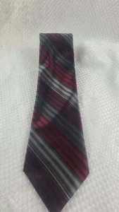 TIE NECKTIE 57 x 4 Maroon and Gray Stripe Silk CROFT & BARROW  - Picture 1 of 3
