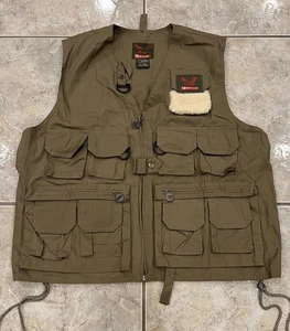 NWOT Garcia Khaki Vest Fishing Hunting Photography OSFA Adjustable 19 Pockets - Picture 1 of 9