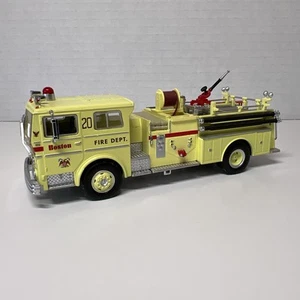 BOSTON FIRE DEPT. WARD LAFRANCE PUMPER - 1/64 scale by CODE 3 CLASSICS - 12393 - Picture 1 of 9