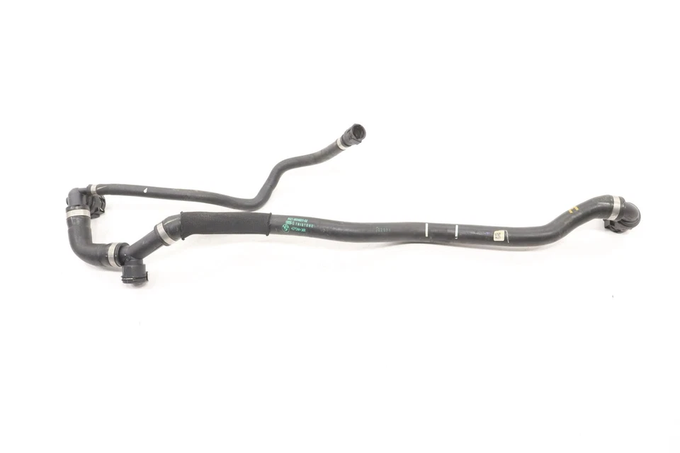 2019 - 2025 BMW 330I G20 UPPER RADIATOR COOLANT HOSE PIPE OEM 64218654831 - Image 1 of 4