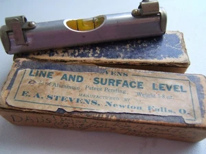ANTIQUE STEVENS LINE & SURFACE LEVEL W/ BOX BELONGED TO H. OTIS WOODRUFF - Picture 1 of 13