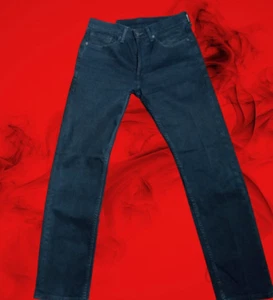 LEVI'S 505 Dark Blue Jeans 31x32 Regular fFit - Picture 1 of 4