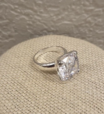 Stunning Large Sterling Silver Solitaire CZ Cocktail Statement Ring Size 7 - Image 1 of 4