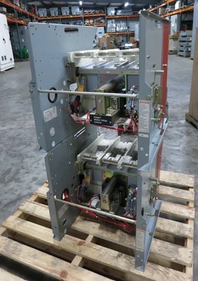 Contactor al vacío Westinghouse 1A48747G07 360A 7200V AC Ampgard modelo S 360 Amp Foto 1 de 4