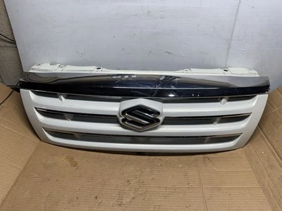 2004 2005 2006 Suzuki XL-7 Grand Vitara Front Upper Grill Grille WHITE OEM - Image 1 of 4