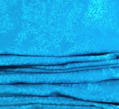 Tela Jacquard Satinado Espalda Crepé Azul Teal Años 80 Estampado Animal 45"x5.75yds Sedosa Foto 1 de 3