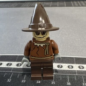 LEGO DC Batman Scarecrow Minifigure from Set 10937 Arkham Asylum - Picture 1 of 2