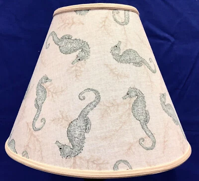 Seahorse Shade of Green Lampshade Handmade Lamp Shade Foto 1 de 2