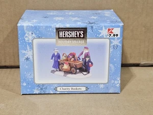 Vintage Hershey’s Holiday Village Charity Baskets Ornament 2001 Hershey PA - Bild 1 von 6