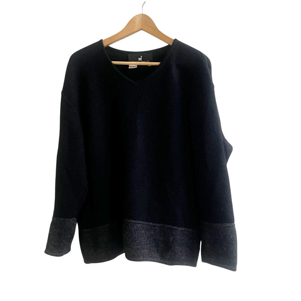 Peruvian Connection Men’s 100% Alpaca Sweater Size Medium Colorblock Black Gray  - Image 1 of 4