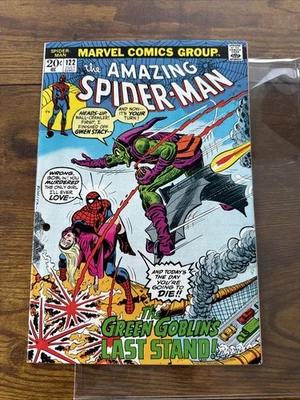 Amazing Spider-Man #122 (1973) - Death of Gwen Stacy & Green Goblin - 2 Holes - Image 1 of 4
