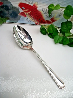 Cuchara perforada Oneida Silver Clairhill Fairhill Silverplate 1978 Foto 1 de 4