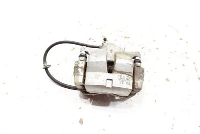 PINZA DE FRENO LADO PASAJERO DELANTERO DERECHO TOYOTA PRIUS 2023-2024 OEM Foto 1 de 4