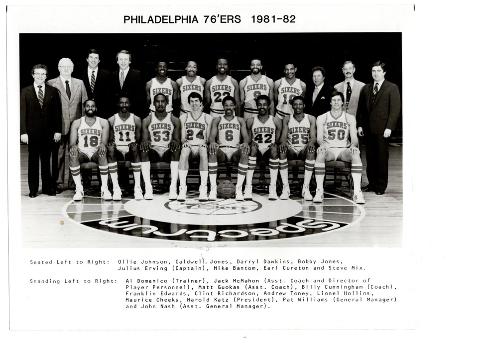 FOTO DE EQUIPO ERVING DAWKINS de colección original 1981 1982 Philadelphia 76ers 8X10 Foto 1 de 1