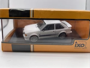 FORD ESCORT MKIII RS TURBO WHITE 1984 IXO CLC420N 1:43 MK 3 MK3 III - Picture 1 of 6