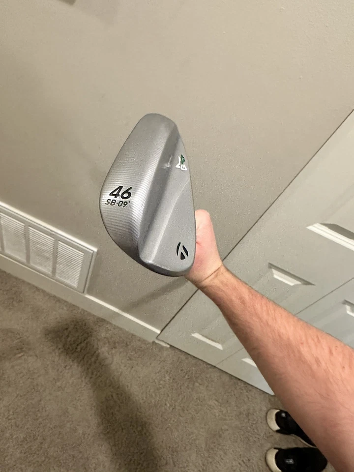 TaylorMade MG4 Chrome SB 46* Pitching Wedge NS Pro Modus stiff shaft  - Image 1 of 4