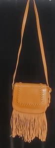 Summer & Rose Leather crossbody purse/bag with fringe and adjustable strap - Picture 1 of 15