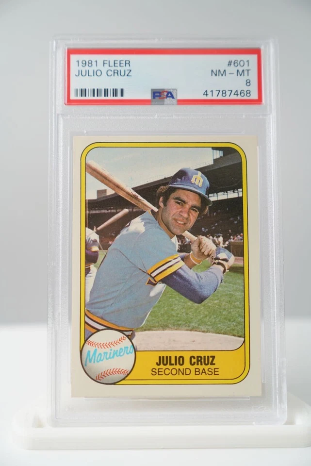 Vintage 1981 Fleer Baseball Card #601 Julio Cruz Mariners PSA 8 NM-MT - Image 1 of 2