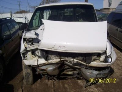 Driver Exhaust Manifold 6.8L 10-415 Fits 00-12 FORD E350 VAN 49401 Foto 1 de 4