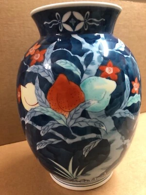 Japanese Arita Ware Porcelain Flower Vase 8.5” Foto 1 de 4