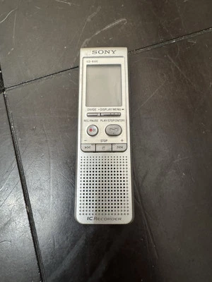 Sony ICD-B500 (256 MB, 150 Hours) Handheld Digital Voice Recorder - Image 1 of 4