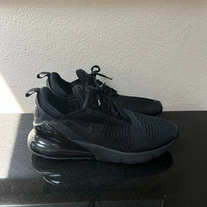Chaussures de course athlétique Nike Air Max 270 triple noir homme 10 AH8050-005 - Photo 1/8