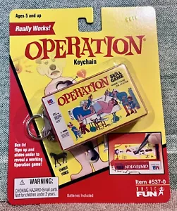 1998 Hasbro Milton Bradley Basic Fun Operation Keychain New In Package - Picture 1 of 3