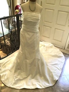 EDEN NEW Bridal gown Wedding Dress Fit & Flare Mermaid Ivory 12 - Picture 1 of 7