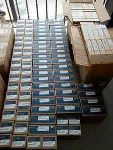 1 pieza nuevo Mitsubishi Servo Drive MR-JE-40AS en caja - Imagen 1 de 3