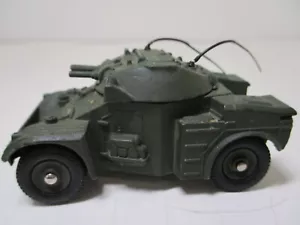 VINTAGE FRENCH DINKY TOYS #814-F PANHARD AML ARMOURED CAR EXCELLENT CONDITION - Picture 1 of 13