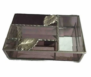 Touch Of Glas aufklappbare Schmuckschatulle rosa abgeschrägt signiert + orig Etikett Metall Blätter - Bild 1 von 12