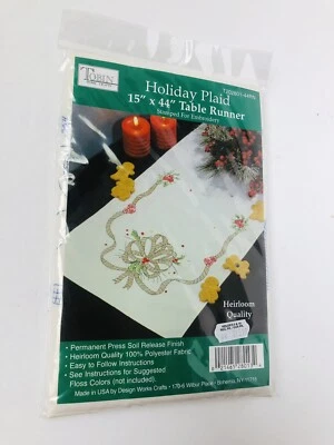 Tobin十字绣假日格子15x44桌旗  — 第 1/2 张图片