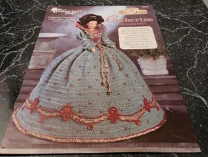 G13 THE N. SHOP 1996, CROCHET LADIES OF FASHION CATHERINE OF LONDON LEAFLET - Picture 1 of 2