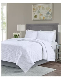 Madison Park Noel 3-Pc. Knit Coverlet Set - FULL / QUEEN - White - Picture 1 of 6