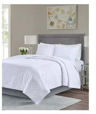 Madison Park Noel 3-Pc. Knit Coverlet Set - FULL / QUEEN - White - Image 1 of 4