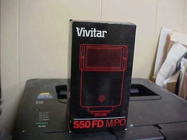 Vivitar 550FP Electronic Camera Flash NEW IN BOX - Image 1 of 3