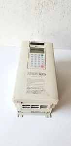 Mitsubishi Wechselrichter Freqrol-A200 FR-A220E-3.7K - Bild 1 von 4