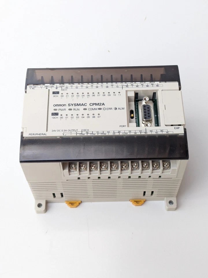Micro contrôleur programmable Omron CPM2A-20CDR-A / CPM2A 20CDR A - Photo 1/4