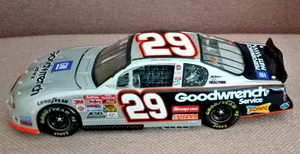 Kevin Harvick #29 GM Goodwrench Service 2002 Monte Carlo 1:24 Action Diecast - Picture 1 of 14