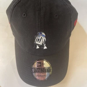 Cappello Berretto Regolabile New Era 9Twenty Star Wars R2D2 100% Cotone SPEDIZIONE VELOCE NUOVO - Foto 1 di 12