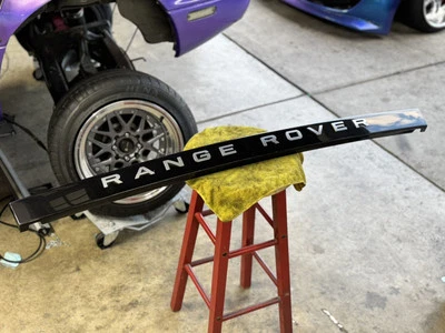 Land Rover Range Rover 2006-2011 revestimiento de puerta levadiza Foto 1 de 4