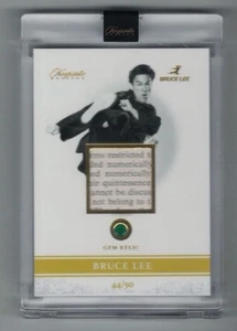 BRUCE LEE 2024 Super Glow Keepsake Edition DRAGON GEM PERSONAL BOOK RELIC #44/50 - Picture 1 of 2