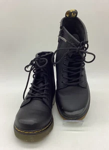 Dr. Martens Toddler Black Air Wair Leather Boots Sz. 11 (1460J) New W/Defects - Picture 1 of 18
