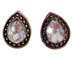 Tear Drop Silver Stud Earrings with Clear Stone - Picture 1 of 2