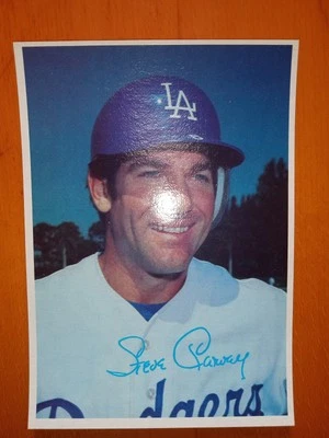 1980 Topps Super - Steve Garvey #13 Gray Back Variation. Los Angeles Dodgers. - Image 1 of 2