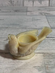Vtg Degenhart Salt Cellar Yellow Cust Slag Cadmium Glass Bird With Berry UV Glow - Picture 1 of 8