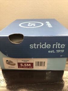 Stride Rite Unisex-Child Soft Motion Kennedy Sneaker Size 5.5M