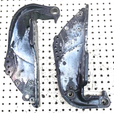 Mercury 60 hp 4 stroke 3418-822866T04  BRACKET, Transom  3418-822865T05 - Image 1 of 4