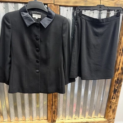 Vintage Armani Collezioni Itay Satin Collar Black Skirt Suit Set Women’s 8/10 - Image 1 of 4