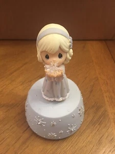 2007 PRECIOUS MOMENTS MUSIC BOX FIGURINE #890010 - GIRL WITH GLASS STAR - LNIB - Picture 1 of 4